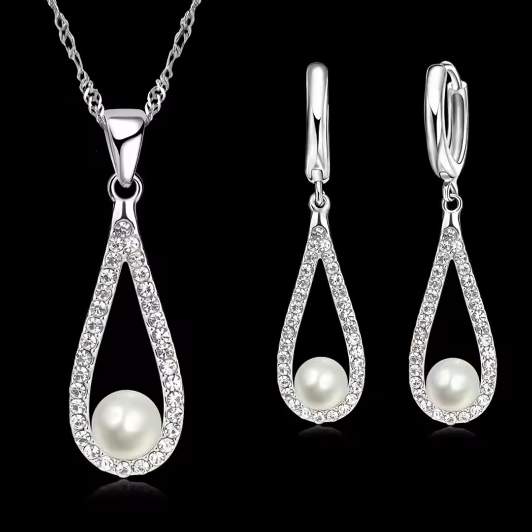 Women Elegant Waterdrop Rhinestone Pendant Necklace & Hook Earrings Jewelry Set of 3 (Copy)