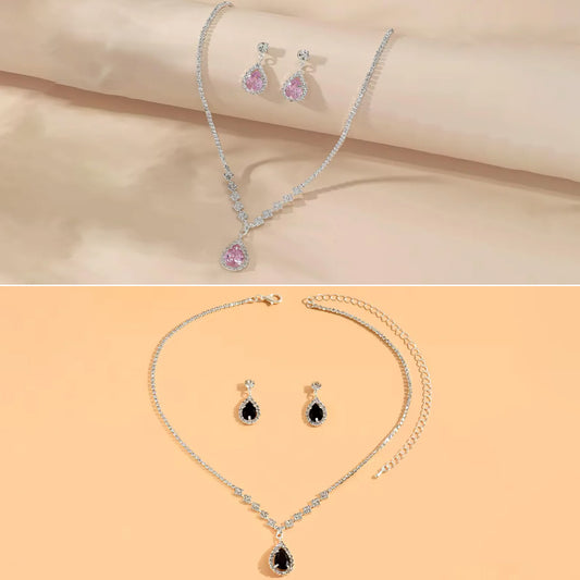 Set of 2 stunning necklace and 2 Earrings Combo