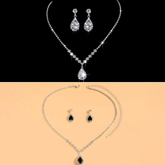 Set of 2 stunning necklace and 2 Earrings Combo